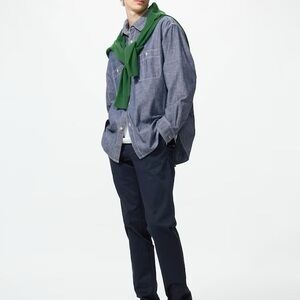 Uniqlo Men’s Slim Chino Pants - 31 x 34